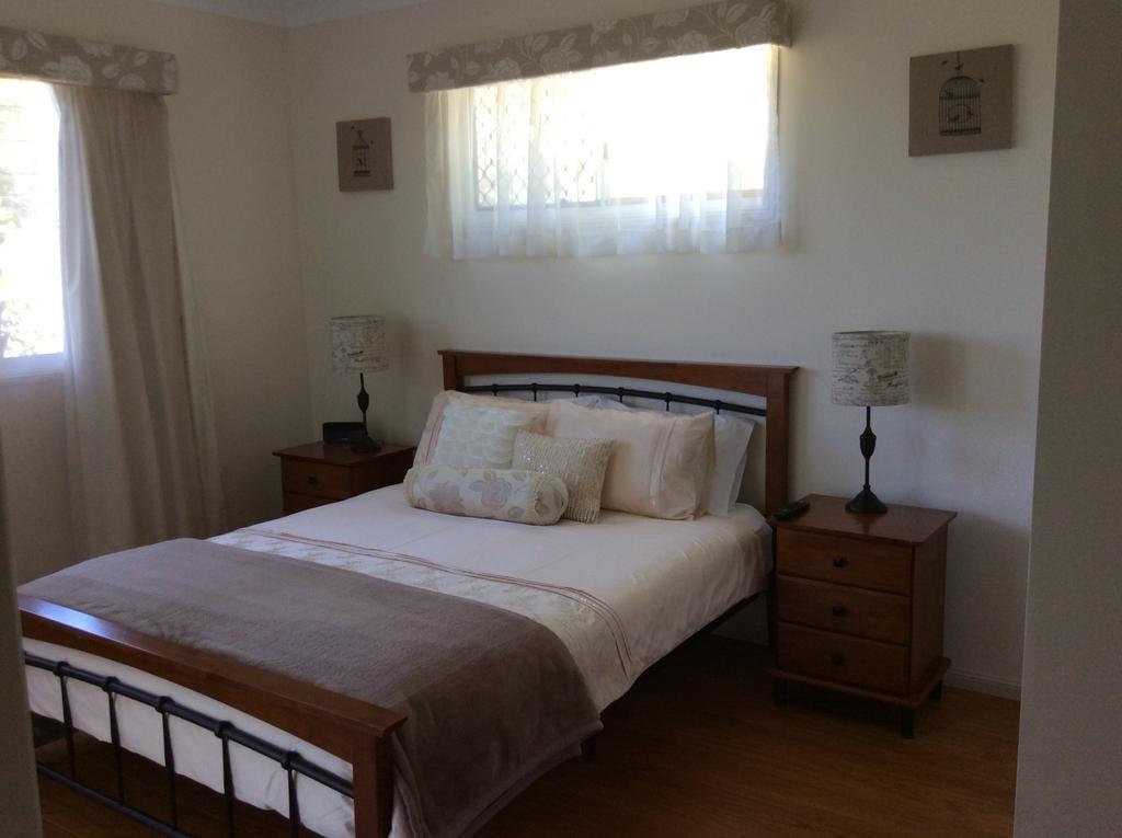 Bed and Breakfast Tinaroo Sunset Retreat à Barrine Extérieur photo
