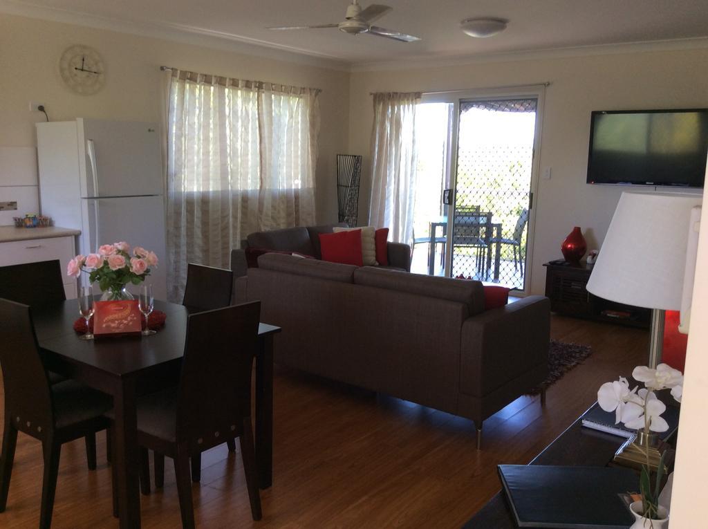 Bed and Breakfast Tinaroo Sunset Retreat à Barrine Extérieur photo